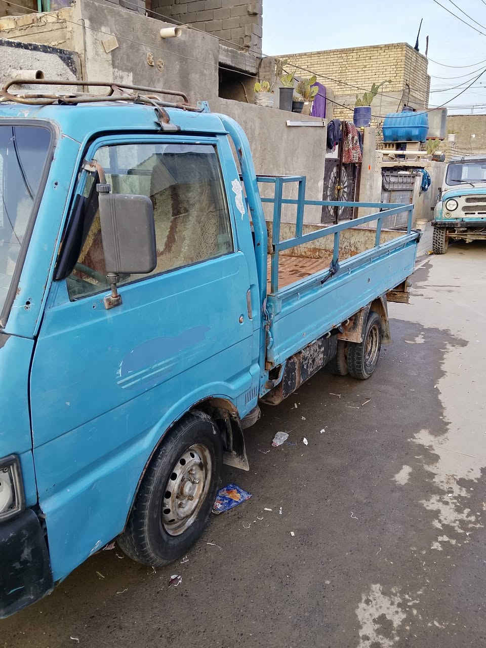 اسلام عليكم بنكو موديل 93 السياره جاهزه من كلشي السعر 45 وبيه مجال للشراي مامتواجد على الفيس للتواصل ***********
