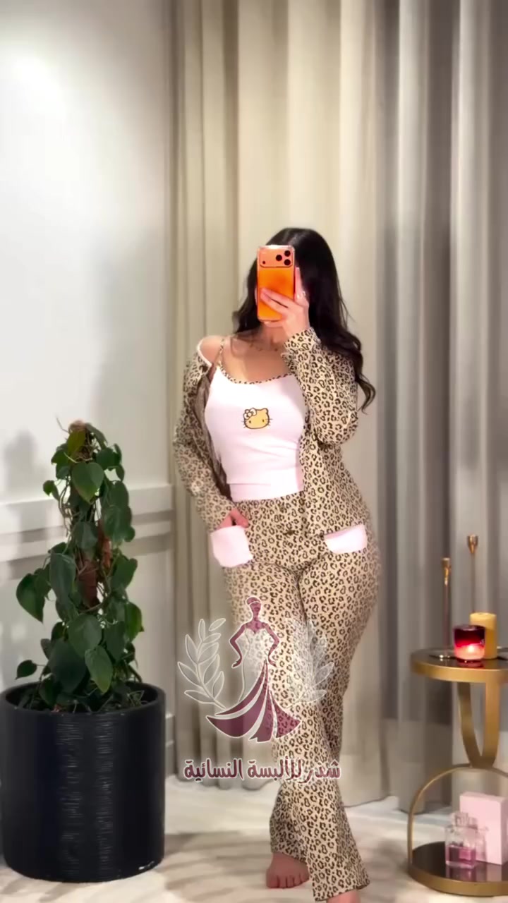 ‼️جملة فقط ‼️
.
.
تراك قطن ناعم فول ليكرا  
2 لون الابيض + الوردي 
للحجز👇👇
واتساب ***********
او على التليكرام 👇
 https://t.me/helan_iq
