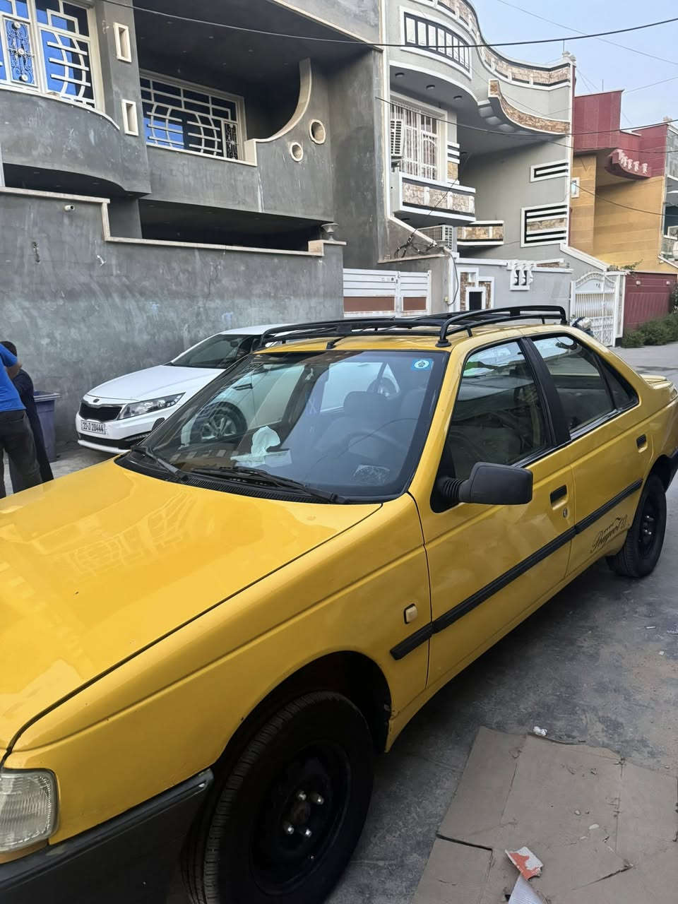 السلام عليكم بيجو روا السياره كفاله كير ومكينه تبريد خير من الله السعر ٣٠ المكان بغداد الشعله 
***********
