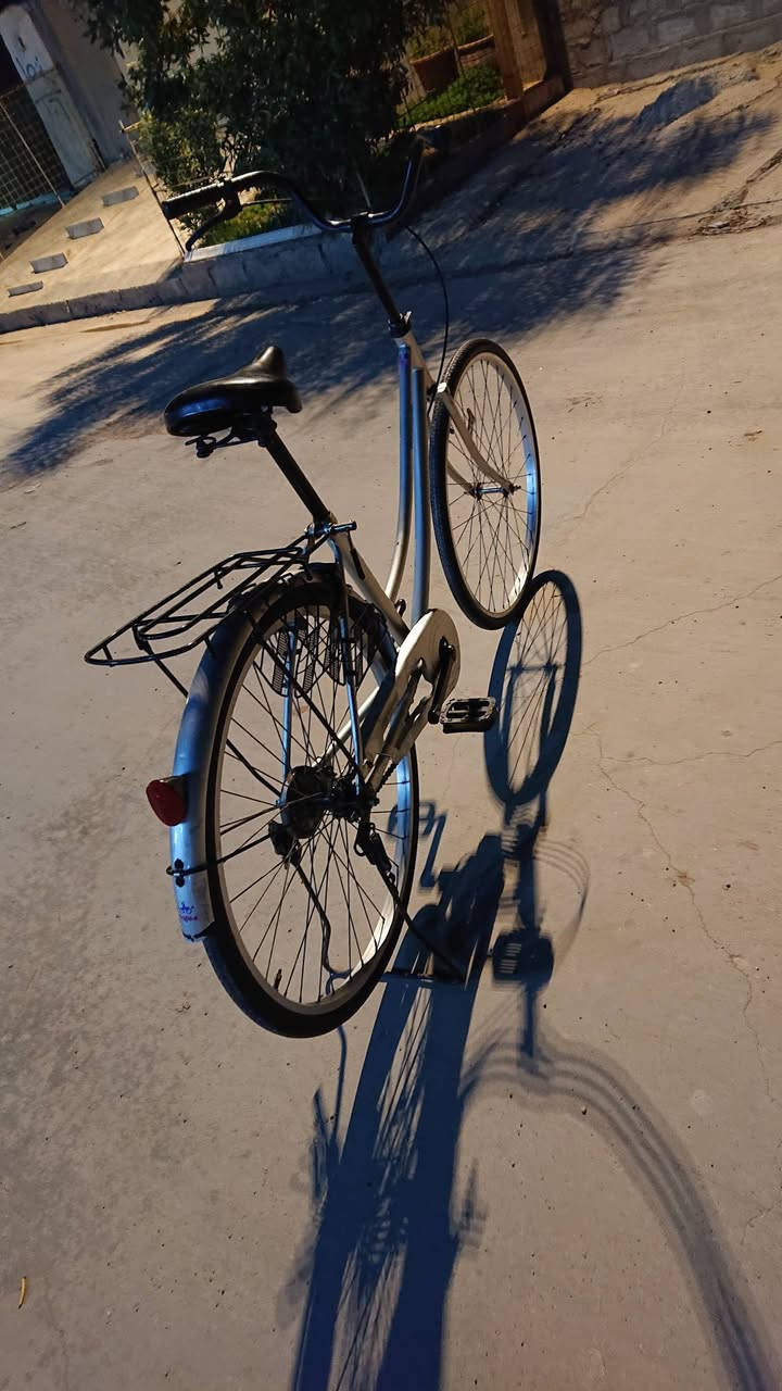 السلام عليكم بايسكل لبيع فول نضافه السعر 90بي مجال حك الجيه شراي تعال خاص


**إذا كنت صاحب هذا الإعلان وتريد حذفه لأي سبب، رجاءا أرسل رسالة إلى الدعم الفني**