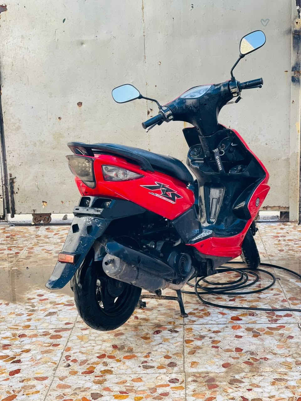 ماكس مضلع ياباني الدراجه بلاديه خرسه لا تبخير لا تنقيص نكره بكل وقت وناعمه حيلللل سلف هندر كهربائيات كله شغاله ما ناقصه برغي كاملههه ومابيه اي عيب بس طوافه مال بانزين معلكه السعر ٤٢٥ المكان حله ابو خستاوي ***********
