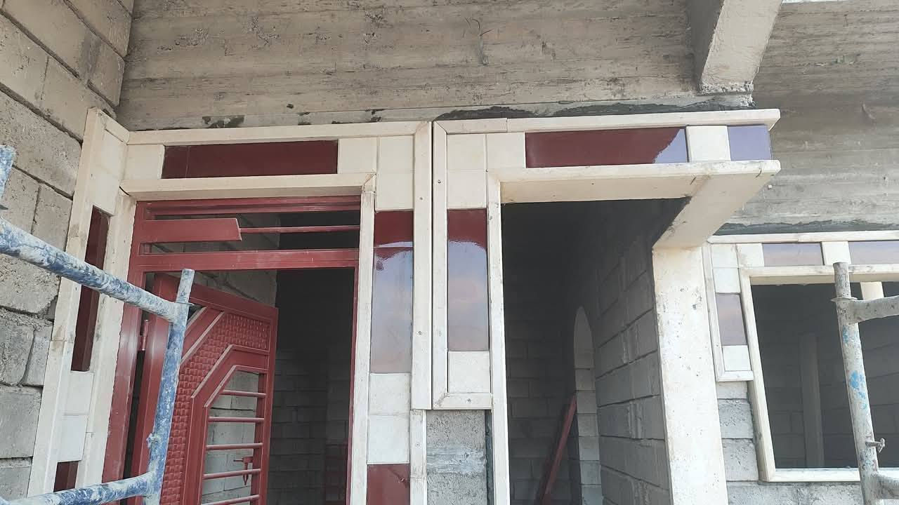 سلام عليكم كادر حجر حلان واجهات كوبنات شبابيج حف ودرز وتصليح شقل بانسب الأسعار ***********
