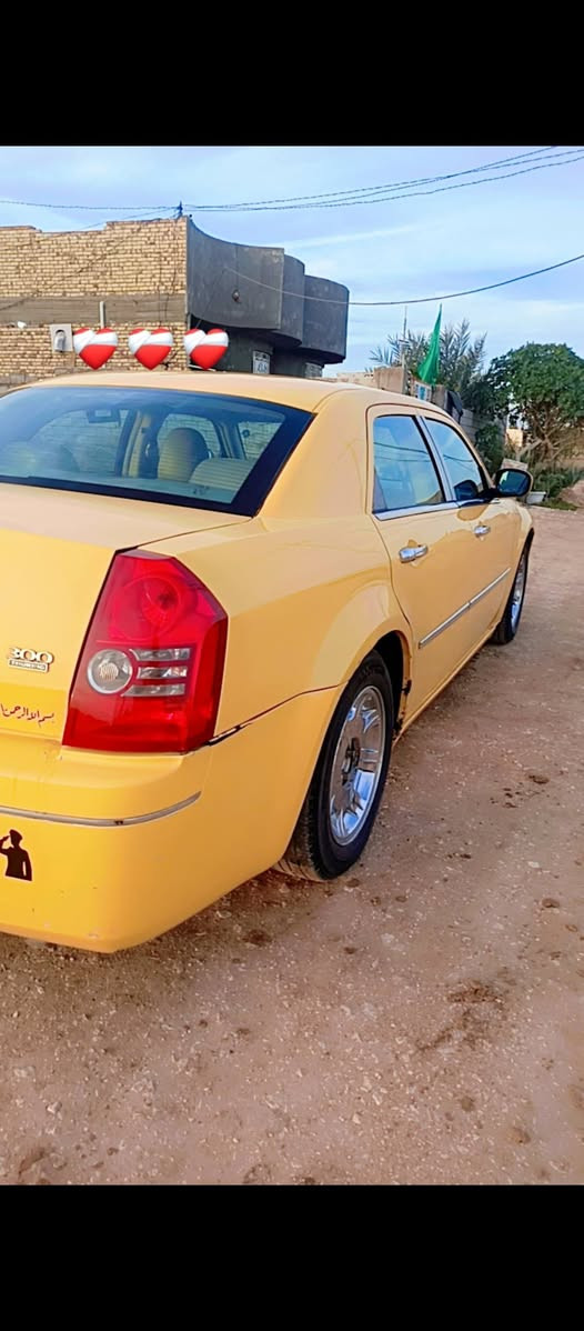 سلام عليكم أوباما للبيع موديل 2010 اصل كير محرك جديد تبريد وتتفئه غرفة جديده كشنات كهربائيه تحكم استيرن فول عدا الفتحه تخم تاير جديد حداديه مشروع وطني تبديل باب السدر وجاملغ امامي مابيه اي حادث السعر 115 بيه مجال الاستفسار على الرقم المنشور مكلف بي***********
