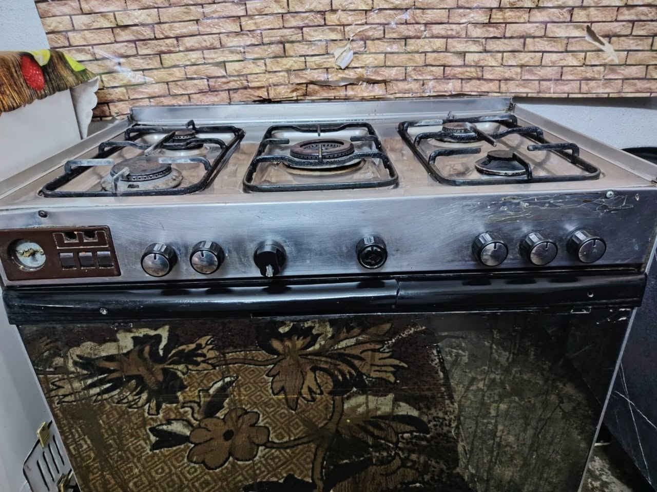 طباخ للبيع شغال كامل حتى الفرن نظام الخطين بس الجامة الفوق مكسورة
سعر 100
عنوان جانب الايمن قرب دورة بغداد  معسكر الغزلاني


**إذا كنت صاحب هذا الإعلان وتريد حذفه لأي سبب، رجاءا أرسل رسالة إلى الدعم الفني**