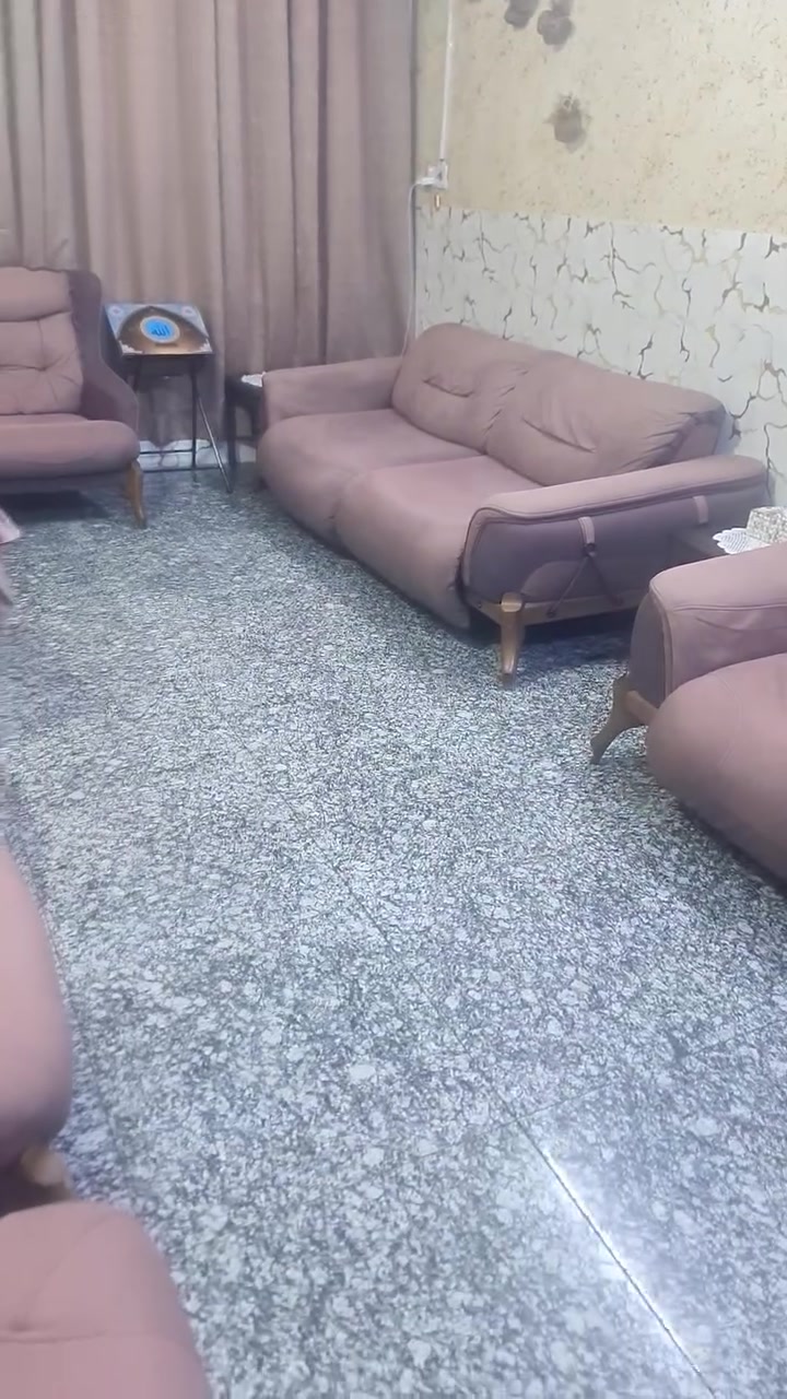تخم تركي ١٠ مقاعد ٥٥٠ وبي مجال للعلم سعر الشراء مليون و٨٥٠ والوصل موجود المكان زراعي الصحه.... الكامرا ممطلعه لونه الحقيقي بالواقع كلش لونه احلى واوضح


**إذا كنت صاحب هذا الإعلان وتريد حذفه لأي سبب، رجاءا أرسل رسالة إلى الدعم الفني**