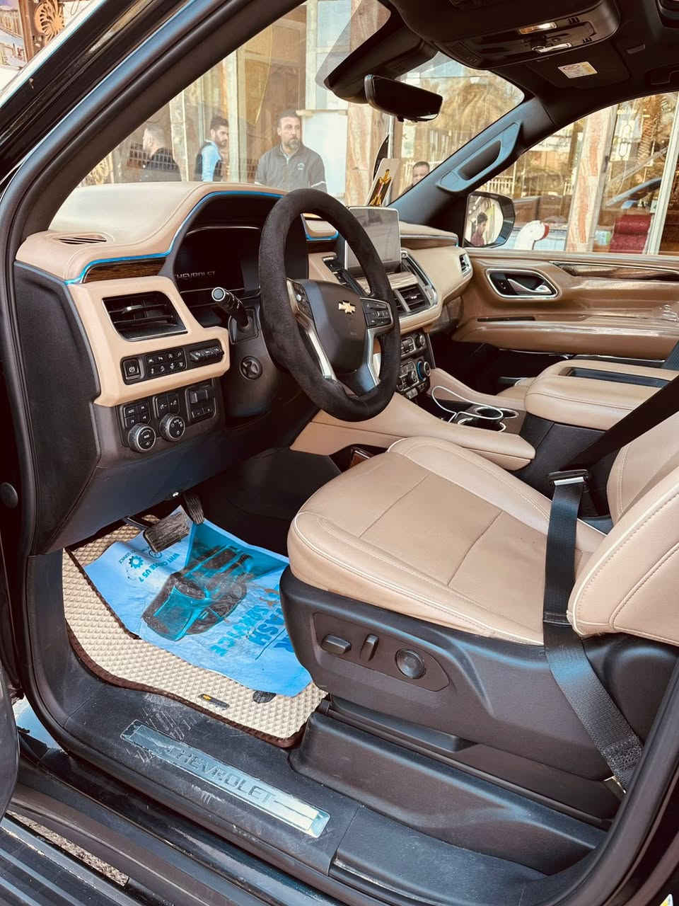 لا أريد الإطالة في الوصف، فالواقع أجمل من الصور بهواي 😍ائتِ، افحص في أي مركز تختاره، وجرّب القيادة بنفسك لتتأكد أنك تشتري سيارة "لكطة".

بسعر مناسب 2022
تاهو برايمر PREMIER خليجية موديل كفاله عامه مغلفه ببي اف بل ppfكامل😍

اعلى مواصفات 1/1
جكات
داتا شو (عرض على الجامة الامامية)
بانوراما✈️
كامرات 5 محيطية 360 درجة
٣ شاشات🎥
عدادات شاشة دجيتال
رادار امامي + تحديد مسار
رادار جانبي + نقط عمياء
دوسات كهرباء + انارة led
‏BOSE سستم صوت
ثلاجه☃️
كشنات جلد بيجي خزن ميموري + هزاز كشن تبريد تدفئة كشنات امامي + خلفي تدفئة
‏usb,hdmi,typeC منافذ شحن
ويل حجم ٢٢ بلاك ادشن
اشاير مري + مري شفط + هيتر مري جنطة كهرباء + ستيرن كهرباء
سايد بريك بصمة
داخل حمصي  + صاج ملكي
حساس امامي + خلفي
فور ويل
وباقي المواصفات المعروفة

رقم سليمانيه دولي الجديد 
باسمي 
السعر:517 وبيها مجال 

مكان السيارة | بغداد 

 الاستفسار ؛ *********** اتصال او واتس آب
