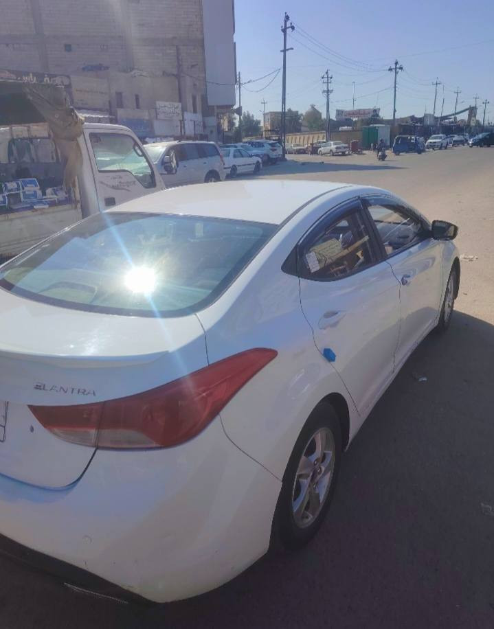 سلام عليكم النترا مديل 12خليجي فول رقم بصره تحويل مباشر  محرك دوش 1800 محرك كير كفاله بيه رشات صبغ جهة باب السايق والباقي كفاله سعر 95وبيه مجال مكاني بصره الدير ***********
