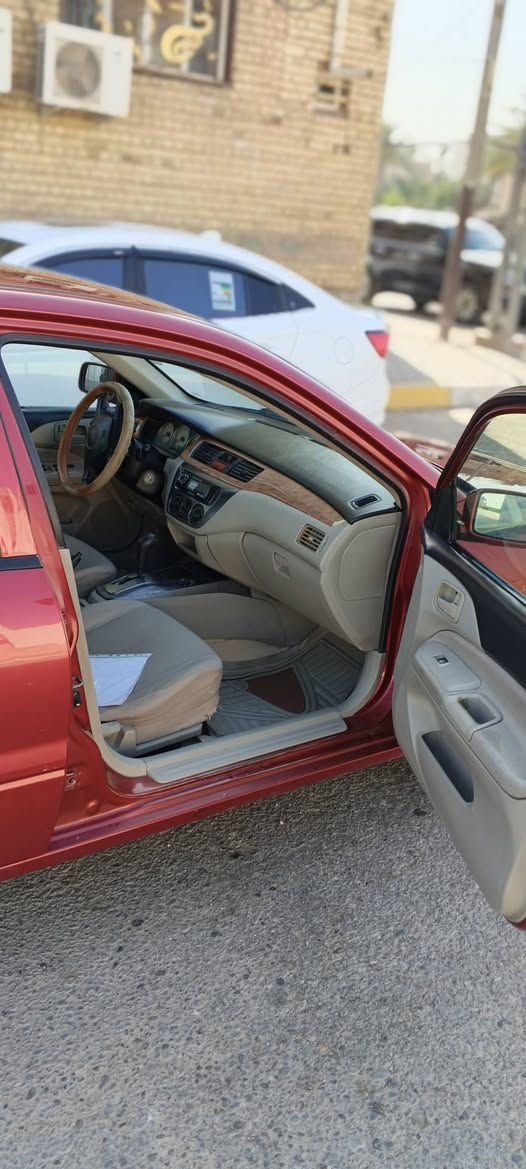 لانسر للبيع موديل 2010 رقم انكليزي قادسيه السيارة مصبوغة عام مكفوله من أي ضربه ماعدا قبق الجنطه السعر 77 ورقة السياره موجوده في كربلاء للاتصال على الرقم ***********
