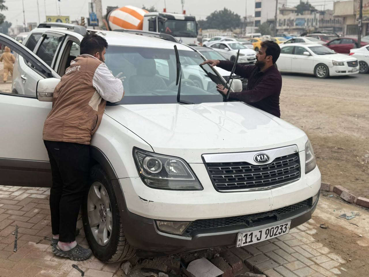 السلام عليكم
عرض خاص طوال ايام الشهر تركيب وبيع 

زجاج السيارات الحديثه و القديمه بااسعار مناسبه تعبان من الازدحامات  والدنيا حاره مالك خلك باب بيتك يوجد لدينا خدمه توصيل الو موقعك   +تبديل جام جميع انواع السيارات+جام امامي وخلفي وأبواب اصلي +تبديل جام الدرع كافة الانواع 🚙🚘🚗🚖🚕🚔 
العنوان  (مقبيل حمام مدينه الصدر  _جوه كوفي زورائي)
 الإدارة :: احمد الدراجي 
للاستفسار ::***********
***********

متواجد خاص او واتساب
