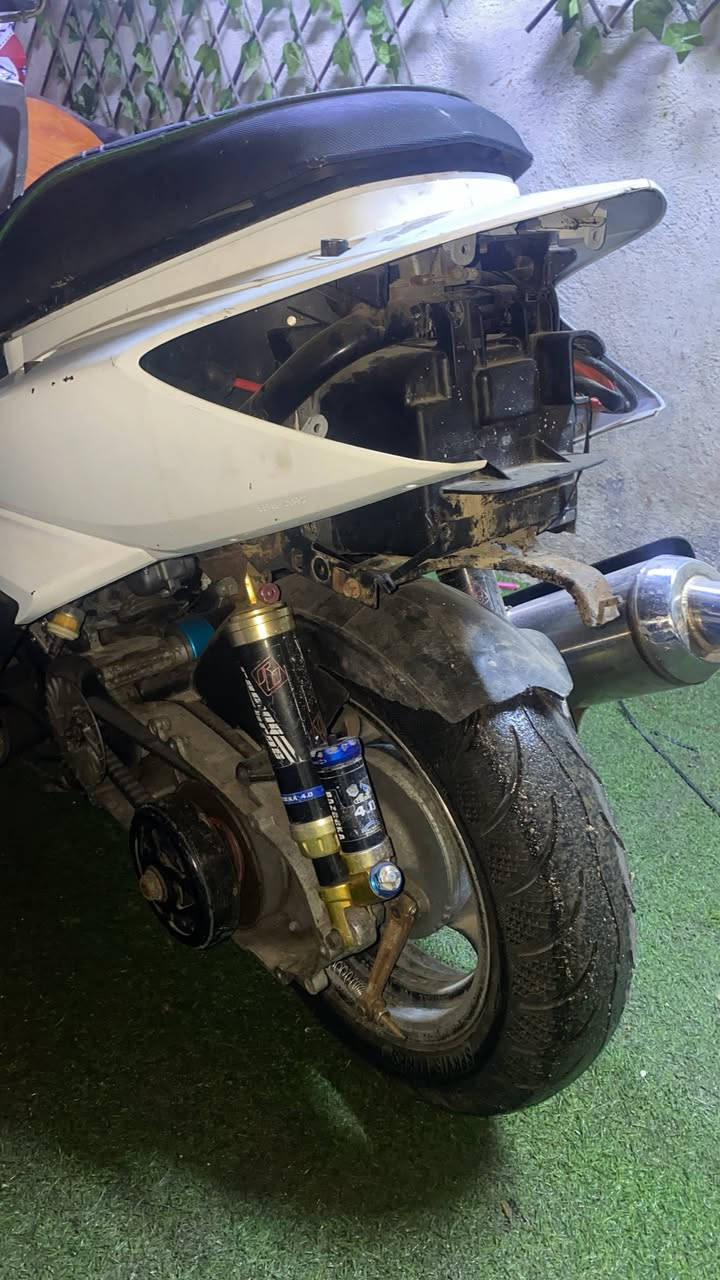 السلام عليكم سكنس فحل كابريتر مال مطارح مكينه ٦٧مكينه مفوله غراض فلاوين جيسو ضربه طويله
اكسل حجم ١٤جيسو روله تتمارك ١٣٢٠وبوشه تتمارك وكور تتمارك بوربرن وكلجات رياضيه مطابقه والفشك محفوره ٧٧
وبيها بلوكه ٨ملم وقباقه مال كور عاليات ودكشن قياس٤٠ولدراجه بيها كشن رياضي وعقل رياضي وكابريترقياس٤٠
وصلنصه ام النحله حلك عريض واقيه كاربون وتانكي خلفي فافون مخففه الدراجه ودبلات خلفيه هايدروليك ان البطل
السعر خاص ورجاءً بدون فكريات
وهذا رقمي الاستفسار
***********
