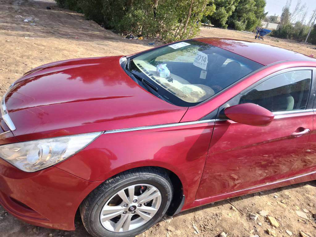 السلام عليكم ورحمه الله سوناته 14 امريكي سياره جاهزه من كل النواحي بيها جاملغ تبديل واكو رشه بلمدكرالخلفي اثر شخوط لاضربه ولا معجون بس رشه السعر 98 بيها مجال مكانها ذي قار رقم تلفوني *********** ناصرية, ذي قار
