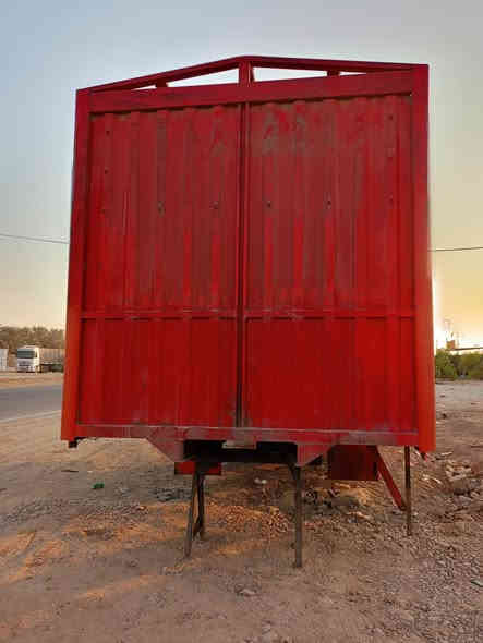 بدي للبيع طول 740/رتفاع265/عرض 260//بريص 450/اي استفسار ع رقم //***********
