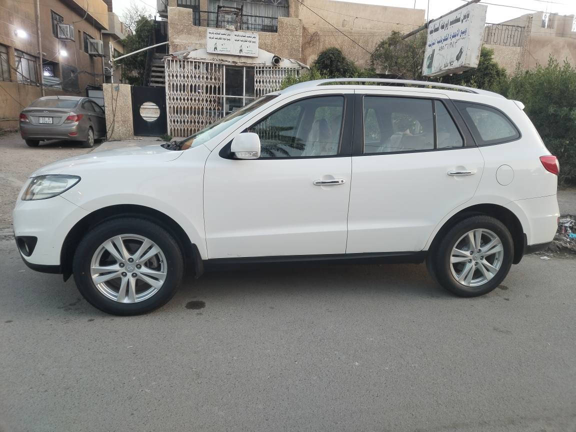 السلام عليكم

هونداي سنتافيا 2011 خليجي
مكينه 6سلندر فول مواصفات
مكفوله من الضربه والصبغ 
بصمه
كشنات كهرباء
سلايت طكتين
7راكب
كاميرا
مري كهرباء
تخم تاير جديد
تبريد 3قطع
لايت زنون
رقم بغداد دولي بأسمي
السعر 170ورقه
مكاني بغداد الغزاليه *********** بغداد, العراق
