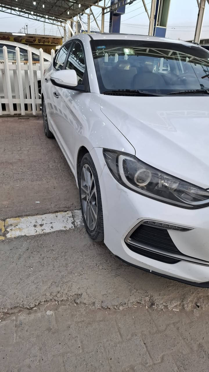 سلام عليكم
الانتره موديل ٢٠١٨ سوبر فول  عده لبصمه 
حجم المحرك 2000 
سياره مكفوله بيه شبر بارد بل بنيد ورشة صبغ 

جوه رقم لوره شويه رقم بغداد بسمي سياره جاهزه 

  السعر 155 وبيه مجال قليل مكان سياره نجف

غير متواجد على فيس *********** 

***********
