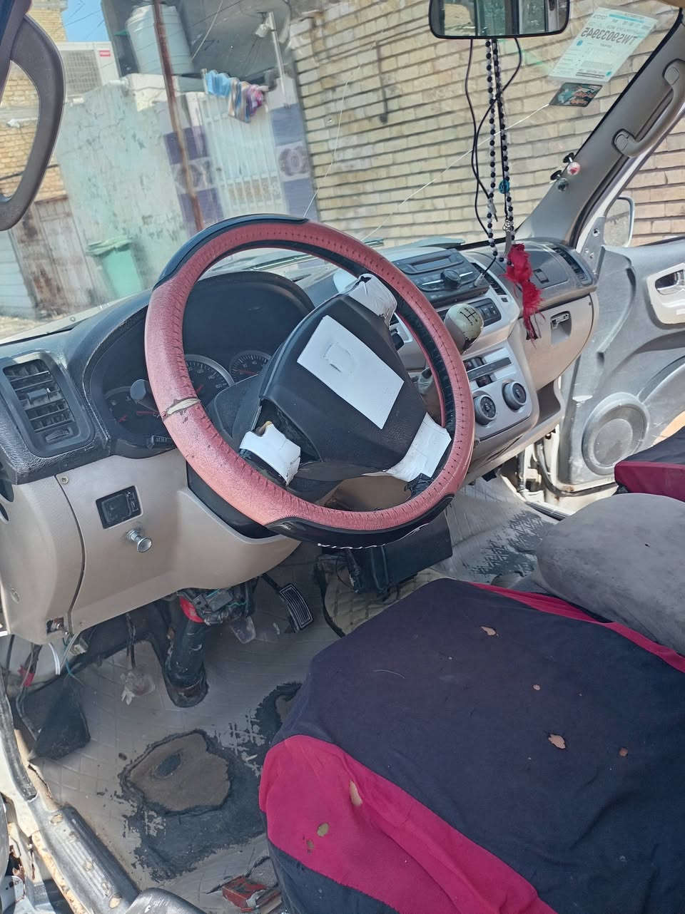 سياره للبيع عليها غرامات بأسمي للتواصل ارجو الاتصال على الرقم هذا
***********
