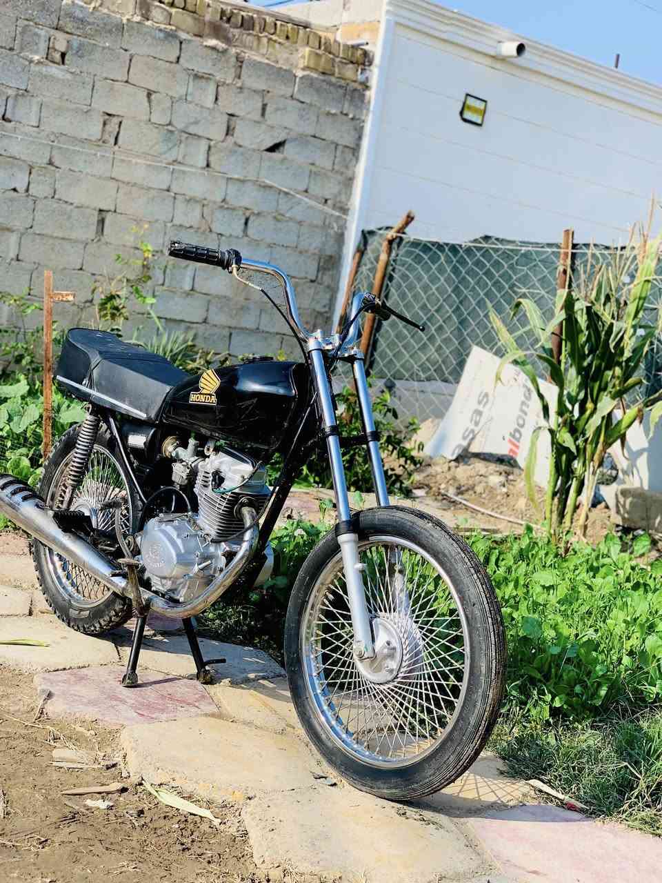 البيع نامه كلك 24 ما بيها نقص دراجه حلوه ونضيفه سعر 400 وهاذا رقمي ***********
