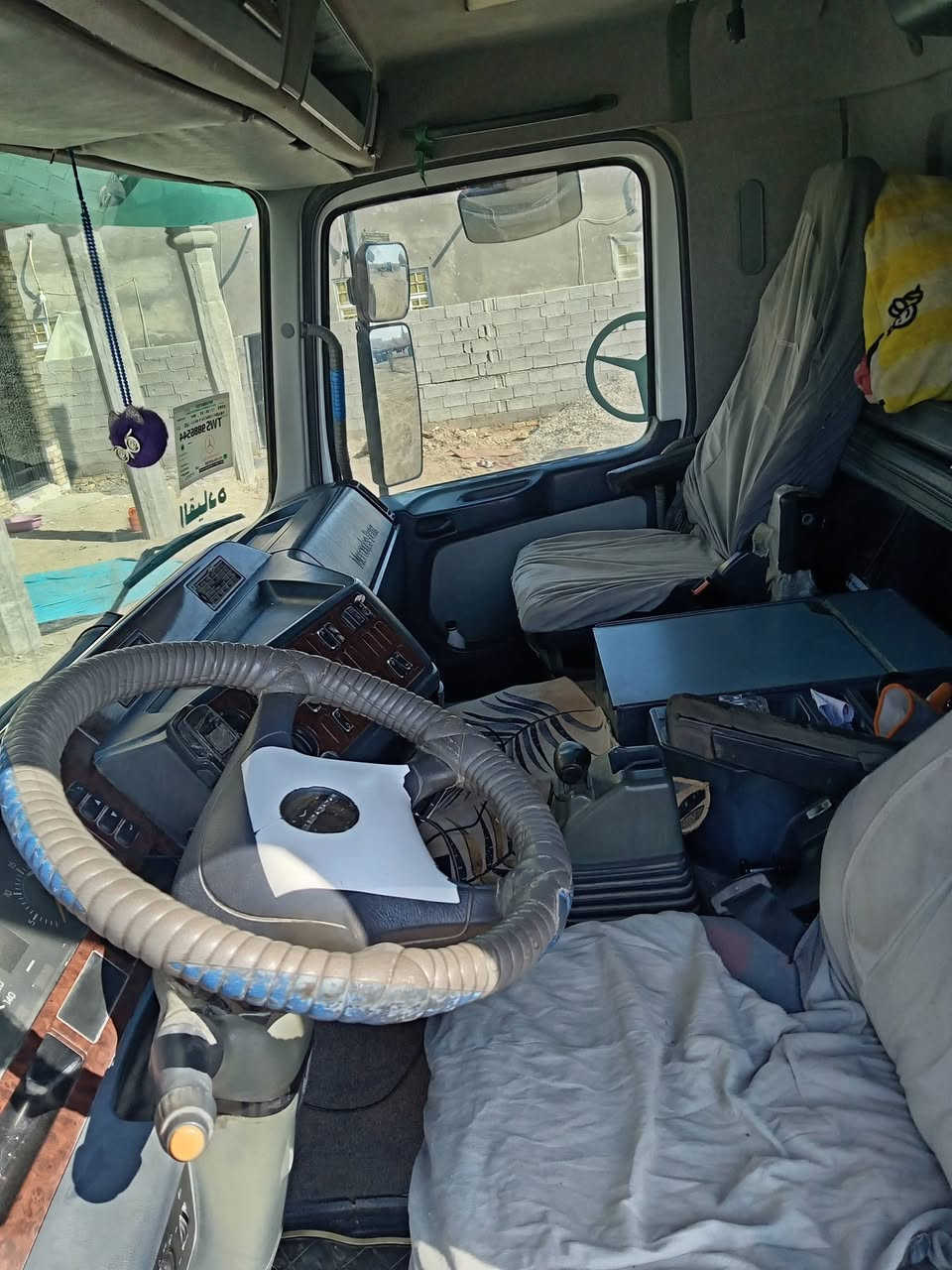 للبيع اكتروز ٢٠٠١ تك سبرنك بلادي قلاب بلادي منضومه كامله مرسومه بلسنويه لوري قلاب  سنويه ٢٨ بسمنه رقم ذي قار  وياها عربانه فلات بلوم ٣محاور جاهزه للعمل تريد بس راس او بس لعربانه مو مشكله مكاني ناصريه فجر *********** مكلف بلنشر
