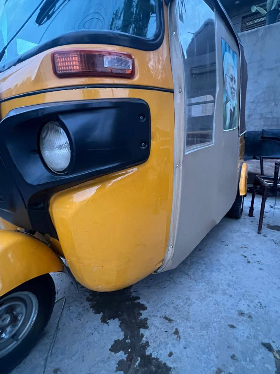 سلام عليكم تكتك البيع موديل ٢٠١٩ معمرة بس دوس مكاني بغداد سعر 5900وبيه مجال قليل


**إذا كنت صاحب هذا الإعلان وتريد حذفه لأي سبب، رجاءا أرسل رسالة إلى الدعم الفني**