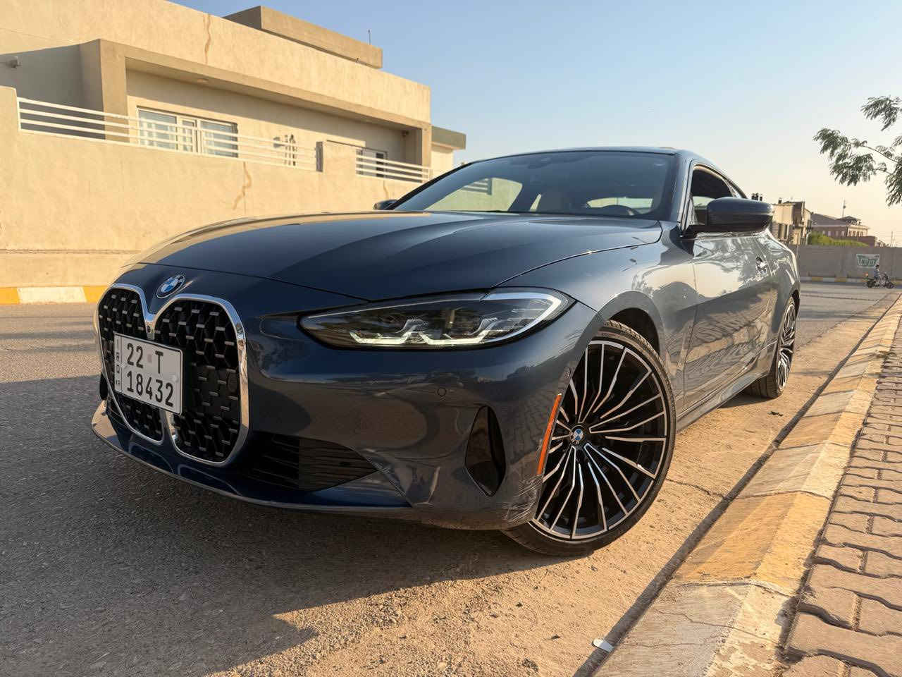 � للبيع BMW 430i موديل 2023 🔥
🔹 اللون الخارجي: أزرق
🔹 الداخل: أبيض
🔹 السيارة بدون صبغ نهائياً
🔹 حالة ممتازة جداً
🔹 مواصفات عالية

📍 المكان: كركوك

💰 السعر: 345
✳️ بي مجال بسيط للجادين

📞 رقم الهاتف: ***********
