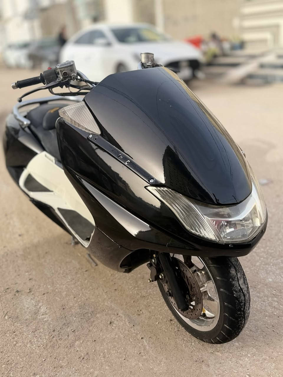 سلام عليكم ماكسام للبيع مكفوله كفاله عامه من كلشي دراجه فول تزويد محرك سبانه مامدوده عليه مديل٢٠١١ ودراجه بلاديه ***********من الطول لطول السعر ١٤٠٠ وبيه مجال للطيبين
