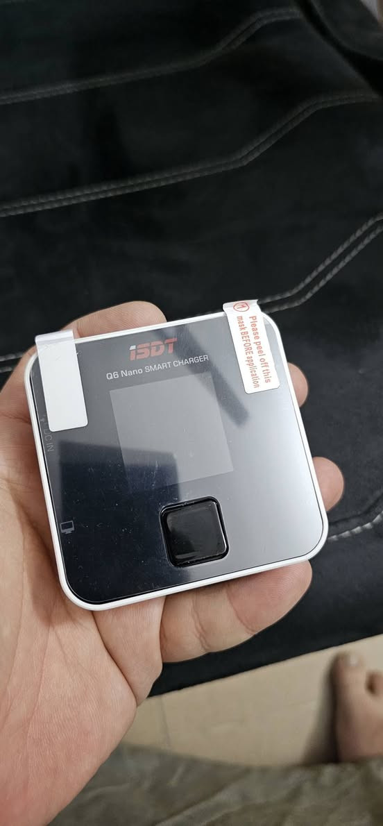 السلام عليكم 
شواحن ٢ للبيع جديد غير مستخدم 
1-isdt q6 nano dc smart 
تشحن بطاريات ل6s تيار 10 امبير 
السعر 35 الف 
2-imax b6 dc وياها محولة اصلية 
السعر 25 الف 

مكاني بغداد و يتوفر توصيل


**إذا كنت صاحب هذا الإعلان وتريد حذفه لأي سبب، رجاءا أرسل رسالة إلى الدعم الفني**