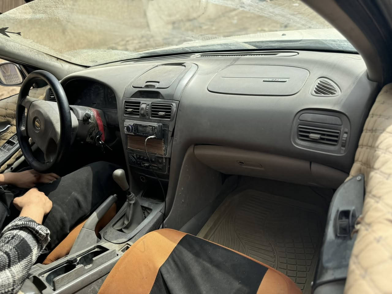 سلام عليكم
السعر 32 ورقة مجالها بسيط 

 نيسان مكسيما  مكينة ٣.٠ البلادية وكير عادي طيارة 

مزاد دولة  تسجل اصولي ١٠٠/١٠٠

معاملة واصلة للقرص                                     

مسجل وسماعات 

تبريد شغال   بس تشحن غاز 

حدادية نظيفة

تخم تاير جدد

مكينة وكير جدد لا تبخير ولا تنقيص

بدون ضربه كفاله من الضربه وجفيه وشواصي

مكاني بابل شارع ٣٠ حي العسكري

للاستفسار ***********
