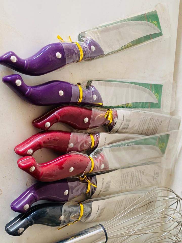 الى زبائننا الكرام بمناسبة قدوم شهر رمضان الكريم
تم تخفيض الأسعار
حاجه ب500
حاجه ب1000
حاجه ب2000
حاجه ب3000
الى حاجه ب5000
المكان قرية حضرة الفاضل مقابيل مول الروان مجاور محلات سالم العسكر للسيراميك ويوجد توصيل
رقم الهاتف ***********
