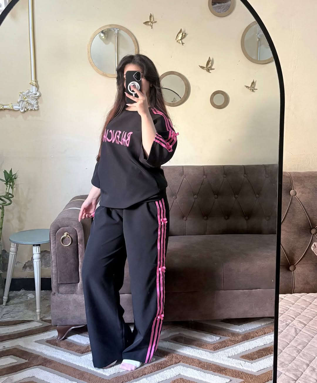 هلو بنات سعر القطعه ع 7 تالاف الدشداشه أما التراكسود ع 15يوجد لدينا خدمه توصيل  للجميع


**إذا كنت صاحب هذا الإعلان وتريد حذفه لأي سبب، رجاءا أرسل رسالة إلى الدعم الفني**