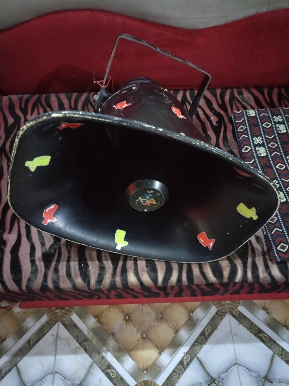للبيع التاير كامل وجديد سعره 15

البوقيه سعرها 20وبيها مجال صوتها كلش عالي وجديده

التچوه سعره 5        السبايدر باكستاني رقم 1سعره 35

البداله سعرها 10وبيها مجال هاي دوسه كامله مو نص 

الغراض البقيه كلهن ب10وبيهن مجال
 
مكاني فضليه رقمي ***********
