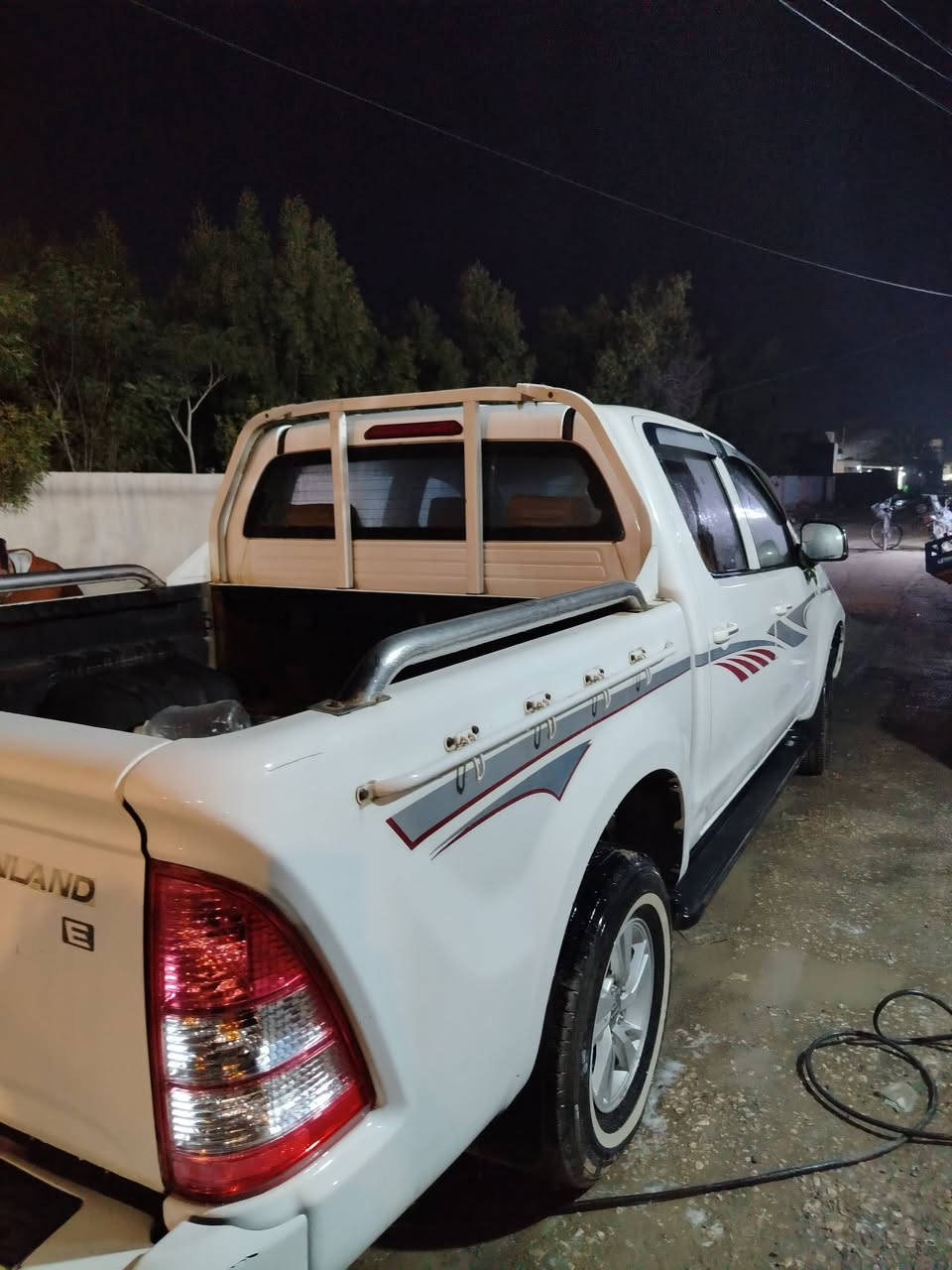 السلام عليكم
بيك اب فتون تولاند 2018 ماشيه 58 مكفوله كفاله عامه  
***********
