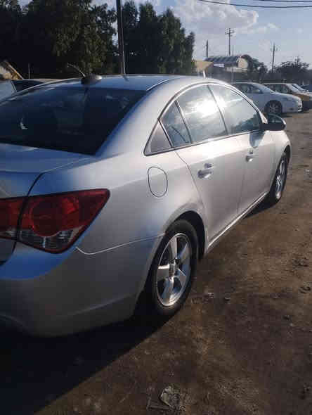 شوفرليت كروز موديل 2016وارد امريكي حادثه بنيد تبديل بدون إرباك مكينه 1800جاهزه من كلشي عارضة ب72 وبيه مجال بسيط ***********
