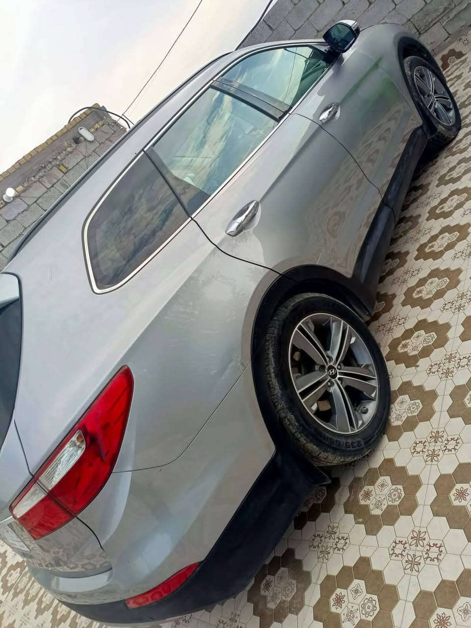 السلام عليكم سنتافي للبيع مديل 16                 السعر 150 مكاني ناصريه الستفسار ***********
