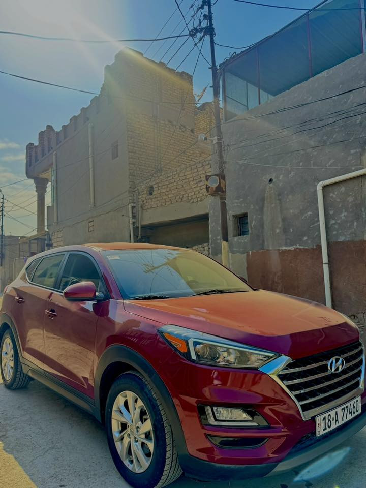 (للبيع او امراوس)
توسان 2021 للبيع وارد امريكي ❤️
حادث فقط جاملغ  امامي بدون ايرباك 
 (الضرر فقط جاملغ بجم كبس )
رقم بابل الجديد   
موصفاتها 
شاشة كبيرة 
سايد بريك بصمه 
كروس سرعة
كامرة خلفية
السيارة جديدة وجاهزه من كلشي
مكان السياره بابل
للاستفسار ***********
