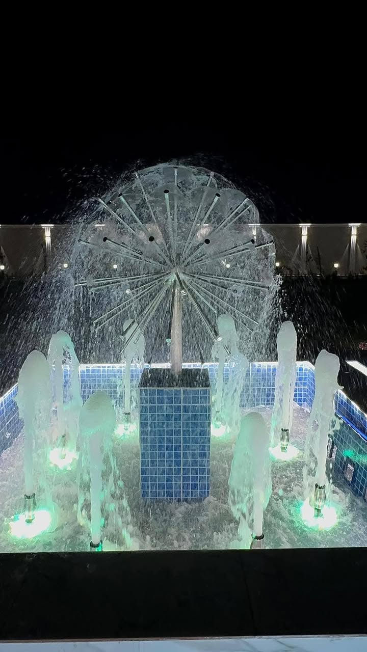 🌴 مزرعة لؤلؤة اليوسف ترحّب بالزبائن الكرام 🌴
نوفّر لكم راحة تامة وخدمات متكاملة للعوائل والشباب
👨‍👩‍👦‍👦💁🏼‍♂️
📍 بغداد – المدائن / قرب حجي زوين
⏰ أوقات الحجز (الشفتات)
🟢 الشفت النهاري:
🕘 من 9 صباحًا إلى 6 مساءً
🌙 الشفت الليلي (مع مبيت):
🕗 من 8 مساءً إلى 7 صباحًا
🕛 متوفر حجز لمدة 24 ساعة كاملة
⭐ الخدمات والمميزات
⚡ كهرباء متوفّرة 24 ساعة
❄️ صالة + غرفة مؤثثة ومكيّفة بشكل مستمر
🍽️ مطبخ مؤثّث بالكامل
🔥 مكان خارجي مخصص لشوي السمك والمشاوي
🌿 جلسة خارجية جميلة وحدائق خضراء مناسبة لكرة القدم ⚽️
🚻 صحيات شرقي وغربي
🚘 موقف خاص يسع 15 سيارة
🅿️ كراج خارجي يسع أكثر من 100 سيارة
🏊‍♂️ مسبح كبير للكبار والصغار
🛝 ألعاب للأطفال
🟣 بليارد – منضدة – فـيشة
📶 إنترنت متوفر طوال اليوم
📌 شروط الحجز
👨‍👩‍👦 الحجز للعوائل
👦 للشباب
👧 للبنات
💳 الحجز المسبق مع دفع نصف المبلغ عبر:
زين كاش
الماستر كارد
أو الحضور إلى مقر الشركة (اليوسف للعقار – مجمع بسمايه)
☎️ للحجز والاستفسار
📞 ***********
