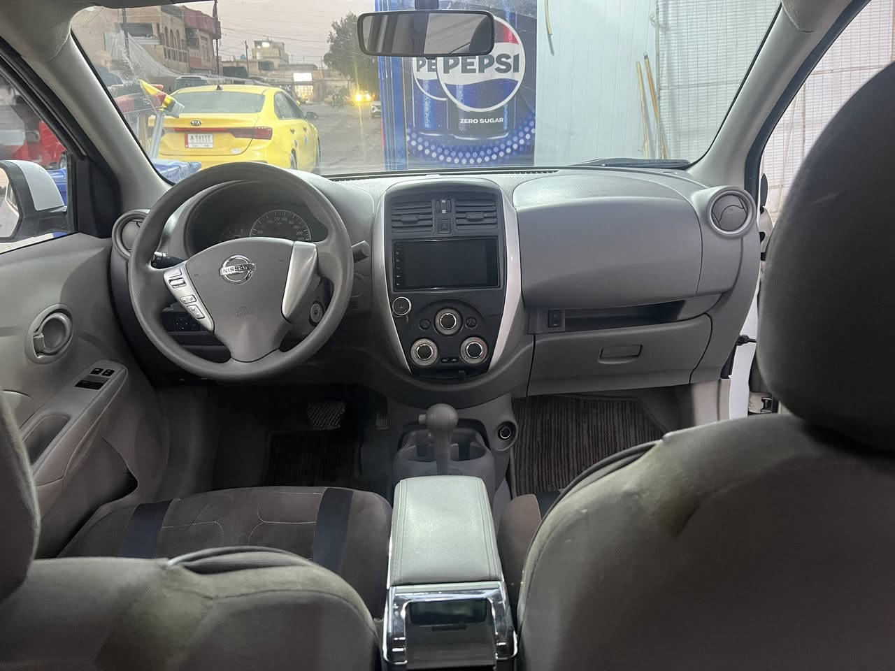 لبيع نيسان سني موديل ٢٠٢٣ هندي ماشيه ١٠٥ الف بيه صبغ جاملغ امامي فقي. رقم اربيل باسمي تحويل وكاله حاضر
سياره جاهزه من كولشي كشنات دوشمه ارضيه دوشمه
شاشه كامره لايت مع بلوجكتر زنون LED. العنوان بغداد المشتل (السعر115 وبيه مجال بسيط بعد معاينه)***********
