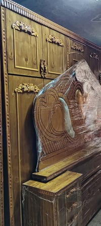 غرفة ٥باب • مستعمل • نظيف