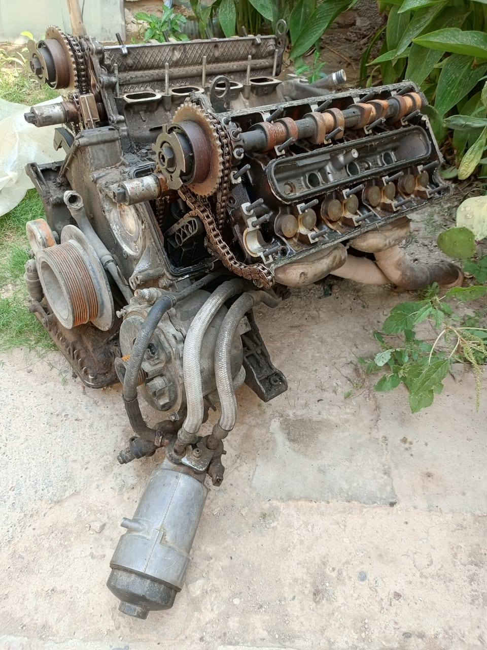 مكينه للبيع مال BMW E39 داينمو مي V8 44 بيها تبخير بس بدوس السعر٧٠٠ الف رقمي للتواصل *********** وبي واتساب هم
