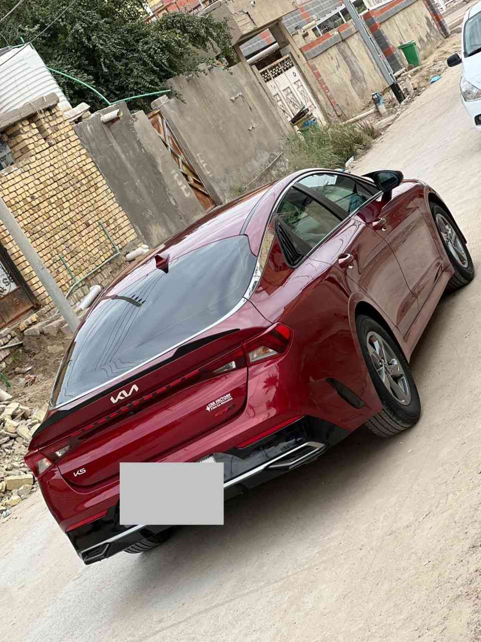 السلام عليكم شباب  
للبيع و المراوس : 
#KIA __K5__ 2023

وارد امريكي  حادثه بسيط كلش بدون أيرباك  موضح تقريرها بالصور والسونار مصلح تصليحها بارد فقط السيارة مكفولة من الصبغ والتبديل حتى دعامية امامية مرجعه بلاديه نفسها رقمها ذي قار حره الدولي تحويل ثاني يوم باسمك  مواصفاته حلوا بصمة تشغيل وابواب جنطة ذكية تفتح عند الاقتراب اربع انظمة قيادة نظام تحديد مسار قيادة ذاتي سايد بريك دگمة اوتو هولد رادارات جانبية وامامي بريك تلقائي وبعد بيه هواي مواصفات سيارة جاهزة مابيه اي نقص مكينة كير حدادية تخم تاير مابيه نقص برغي شرط رايده ب 170 وبيه مجال للشراي للتواصل رقمي 

***********

