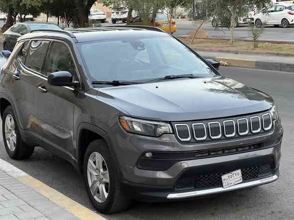 مالمستعجل اخذتها ب 179 رايدها ب 155 بيها مجال مستعجل جداً *********** شارع فلسطين 
🔥 للبيع فوراً: جيب كومباس 2022 – شبه جديدة! 🔥

🚗 المواصفات:
 • 9 سرعات أوتوماتيك ✅
 • فور ويل 4×4 ✅
 • سايد بريك كهرباء 🛑
 • رادار أمامي ونقطة عمياء 🔔
 • شاشة كبيرة مع CarPlay و Android Auto 🎶
 • 5 مقاعد واسعة + شنطة كبيرة 🧳
تبريد قطعتين 

💪 السيارة شبه جديدة، عداد قليل، 

📞 للتواصل بسرعة: (*********** )
