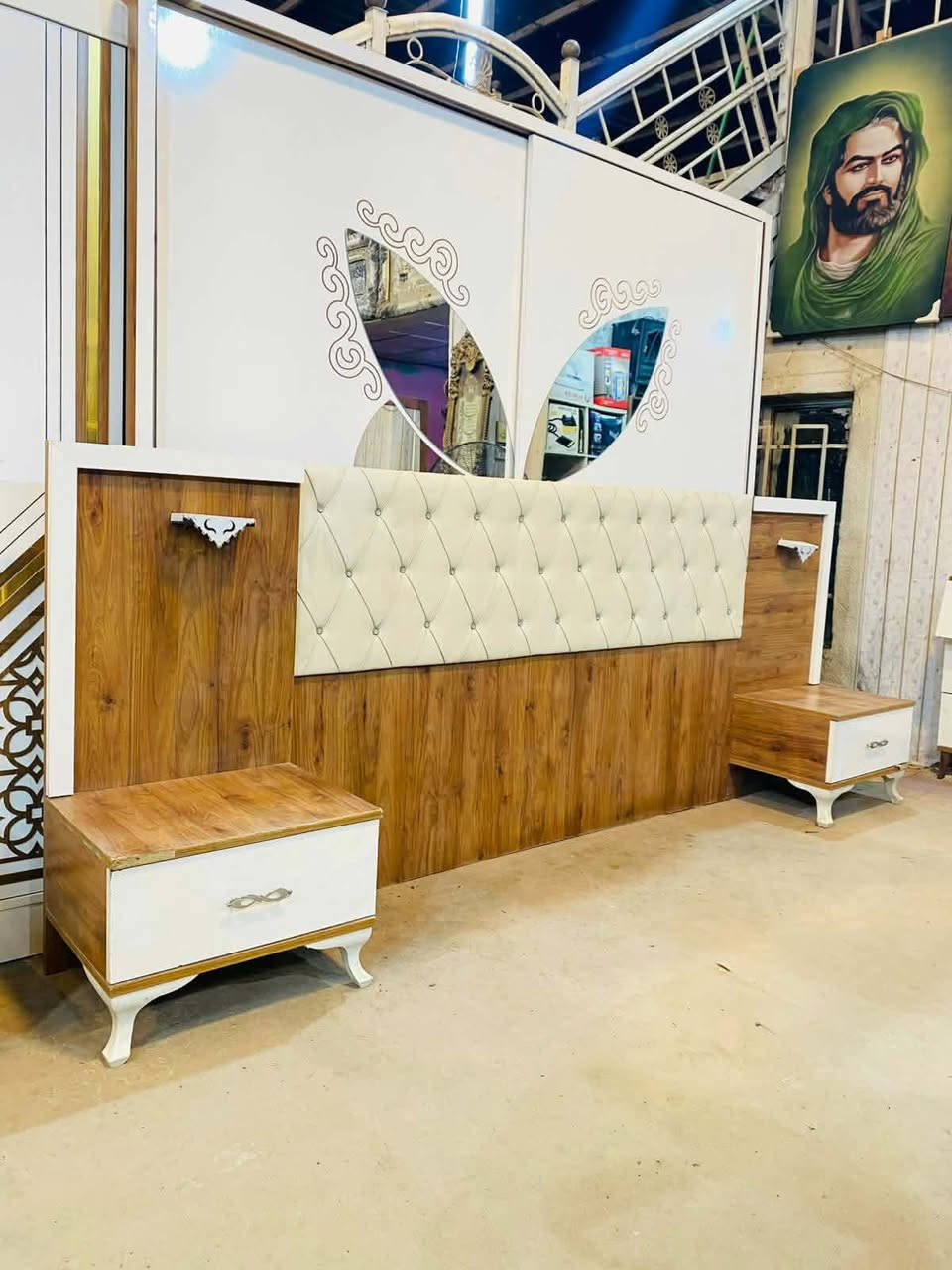 غرفة نوم تركي
مستعمل نضيف 
تتكون من 5 قطع
 والسادسة هدية طابورية
نضافة 90/95%💯
السعر 👈450👈 ألف فقط
مع نقل وشد داخل بغداد مجاني


**إذا كنت صاحب هذا الإعلان وتريد حذفه لأي سبب، رجاءا أرسل رسالة إلى الدعم الفني**