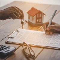 دار للبيع – الغدير - فرصة مميزة 📐 المساحة: 130 متر مربع 📏 الواجهة: 6.5...