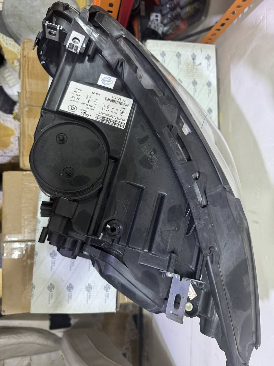 F10
جديد غير مستخدم جهة اليمين فقط R


**إذا كنت صاحب هذا الإعلان وتريد حذفه لأي سبب، رجاءا أرسل رسالة إلى الدعم الفني**