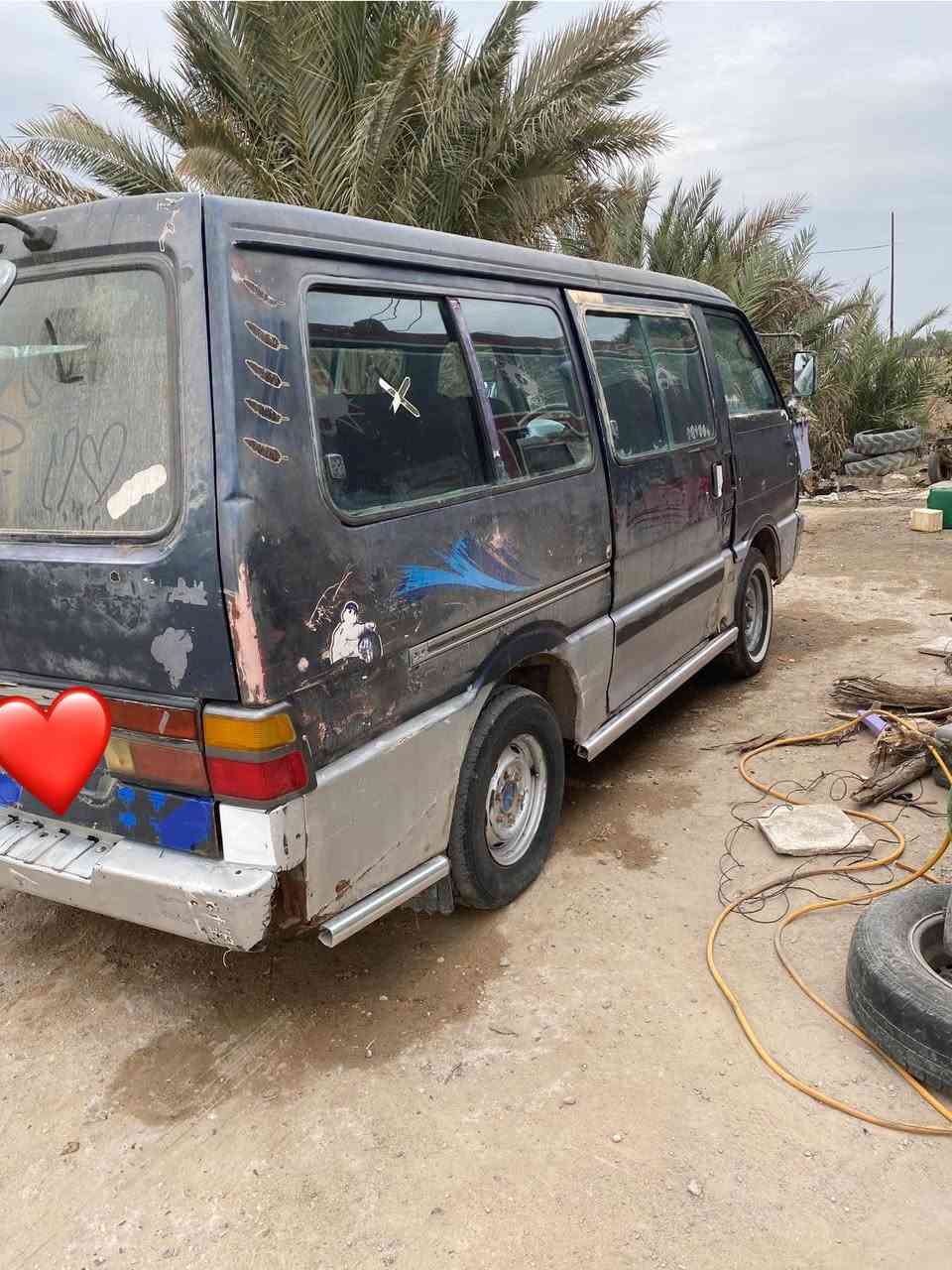 ‏سلام عليكم عيوني هاي السيارة بسته للبيع مكفوله قير محرك واكشن ***********￼
