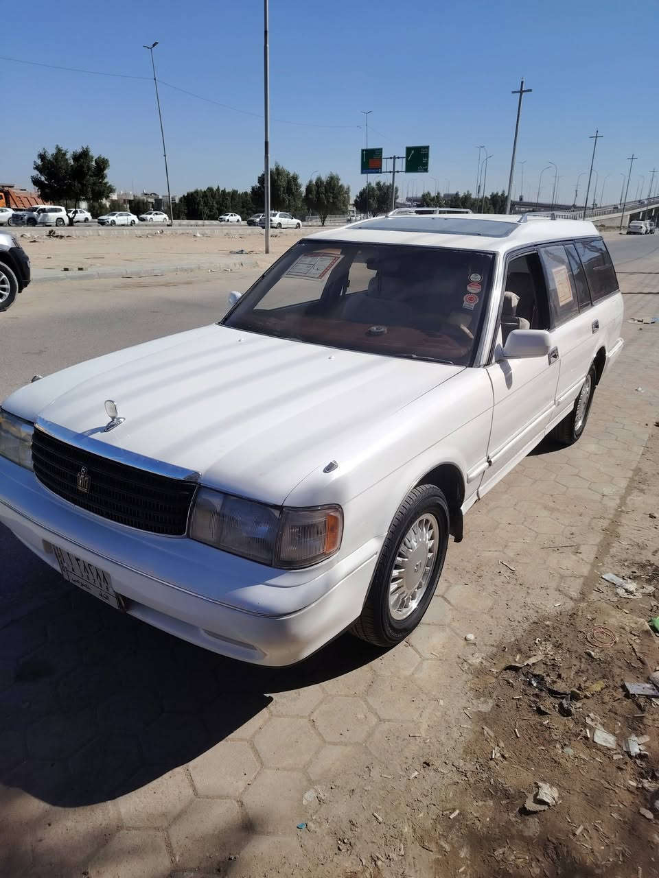 سلام عليكم
سيدان استيشن مديل ٩٢ جاهزه مصبوغه جماليه مكينه ٢٥٠٠ كير مكينه حداديه تخم تاير جاهزه من كلشي السعر 75 وبيها مجال 
 العنوان النجف الاشرف ***********
