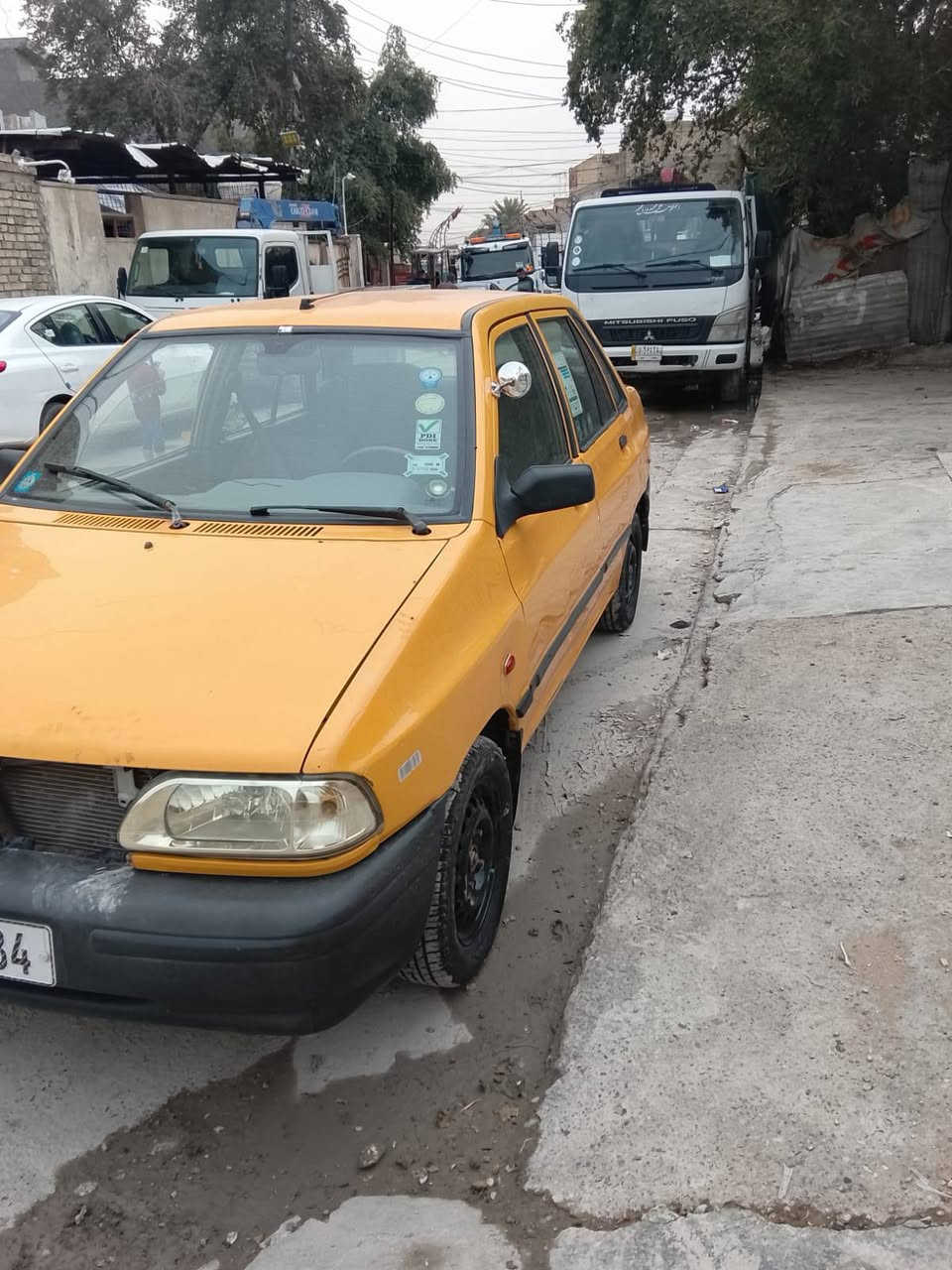 سلام عليكم سايبه موديل 2013سياره بيه شبر بل جاملغ لخلفي وشاصي واحد معمر  مصفره هيه وغرامات سيار بسمي لمكان بغداد البلديات رقم ***********
سعر 30وبيه مجال
