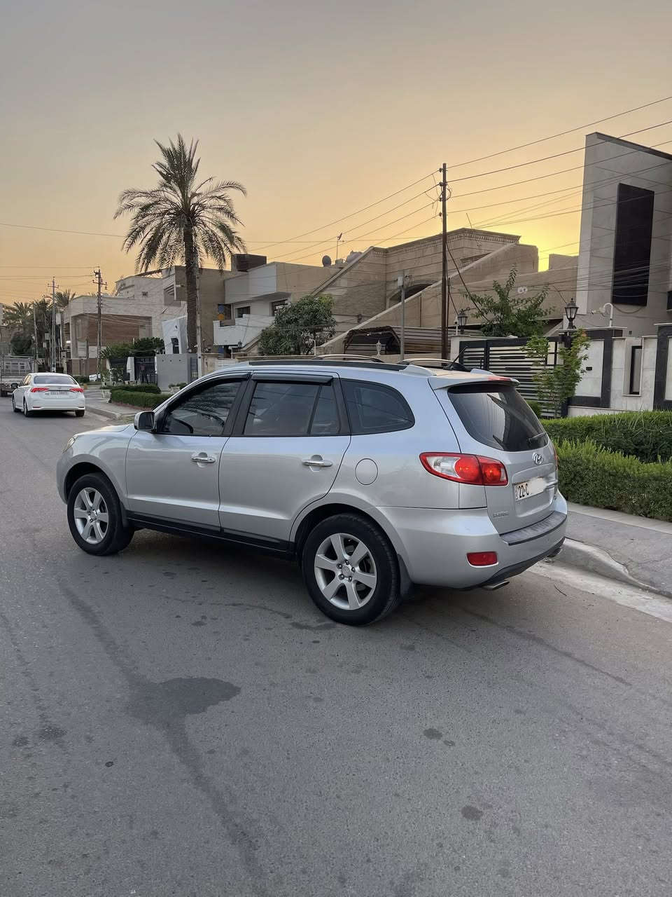 للبيع هونداي سنتافيا خليجيه شركه القاصد موديل 2008 محرك 6 سلندر 2700
مكفوله كفاله عامه من الضربه والصبغ والبارد حتى دعاميات مكفوله من صبغ 
السياره كلهه وضع شركه الغرفه زيرو 
7 راكب  3 قطع تبريد كشنات جلد وكهرباء
تحكمات ستيرن فتحه بالسقف
رقم اربيل سنويه بأسمي تريد وكاله تريد تحويل بيهه باج تضليل من مرور اربيل 
مكان سياره بغداد السيديه 
السعر 140 مجال بسيط 
***********
