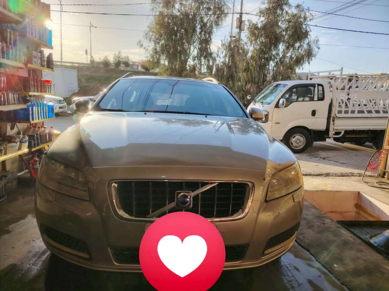 ڤال ڤؤ
مؤديل 2010
مواسةفات كوشن جلت كوشن هـيتةر بريك كارةباي تةبريد مركةزي دةبل كير سوكاف فؤليم بينج ويلكةب 
بؤياخ جواربارجة بئ ناوگرتن 
رةقةم سليمانييه
بينج بستؤنة تؤربؤ 
بئ مةسرةفة 
كيرومةكينةي بةشةرت 
هةموكياني بةشةرت
***********
***********
