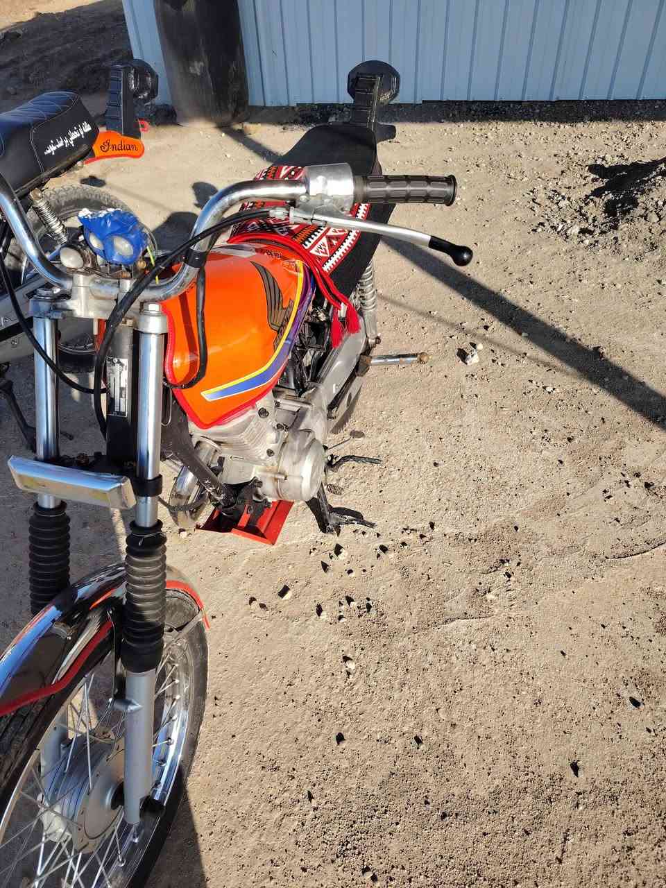 دراجه للبيع اوراق أصولي تخم وياله جدد مبدل فقط بستم تعمير ٢٣ السعر ٦٠٠ بيها مجال بسيط 
***********
