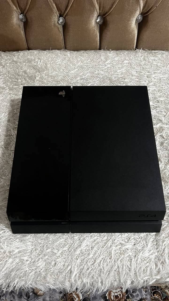 سلام عليكم
جهاز PS4 Fat نظيف جداً وبحالة ممتازة، مامفتوح واستخدامه قليل جداً. يعمل بنظام 11.50 (قابل للتهكير)، ويتميز بأداء هادئ وبدون حرارة زائدة.
• الملحقات: جويستيك أصلي + جويستيك تجاري + كيبل HDMI + كيبل الكهرباء.
• المميزات: شرط الفحص + يتوفر توصيل لجميع محافظات العراق.
السعر :- 260 و بي مجال للطيبين 💸
• للاستفسار خاص و تدلل 🤍🤝


**إذا كنت صاحب هذا الإعلان وتريد حذفه لأي سبب، رجاءا أرسل رسالة إلى الدعم الفني**
