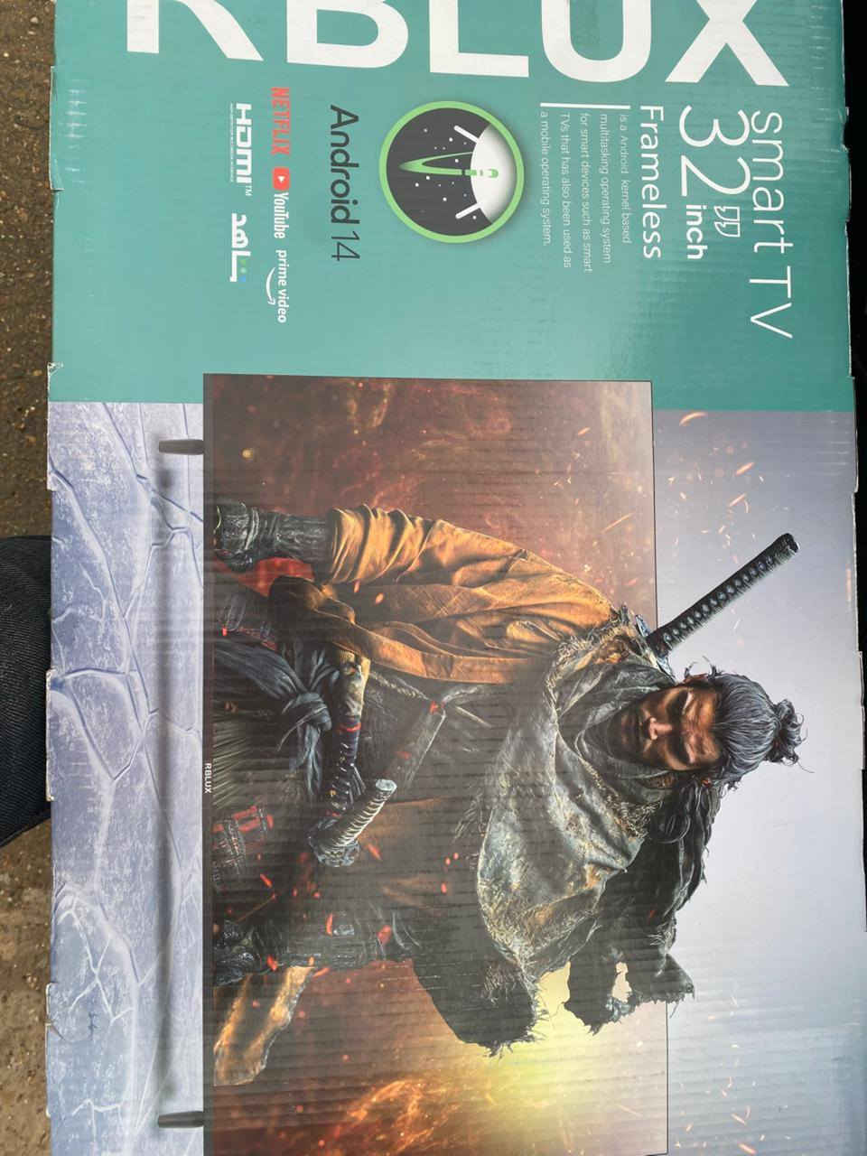 بلازما حجم ٣٢ نوعية راقيه بعده بكارتونه مامفتوحه نت سمارت ب١٣٥ وبيه مجال بسيط *********** مكان رحمه
